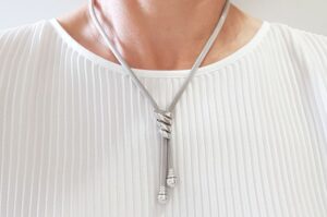 Srebrna ženska ogrlica | tornado | debelo pletenje