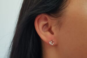Srebrni otroški uhani s cirkoni | srce s cirkoni